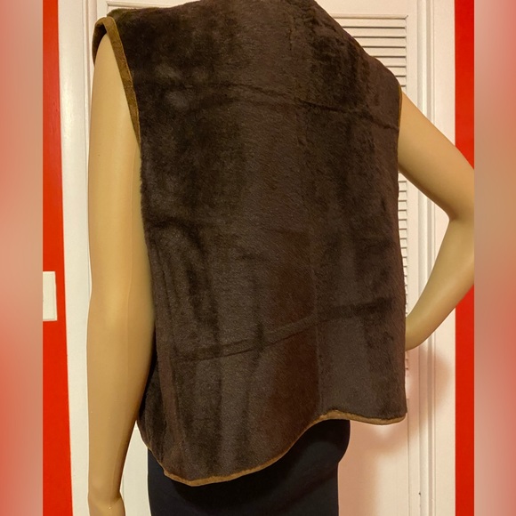 Ralph Lauren brown leather-lined vest. Size large. Made in Italy - Picture 7 of 16